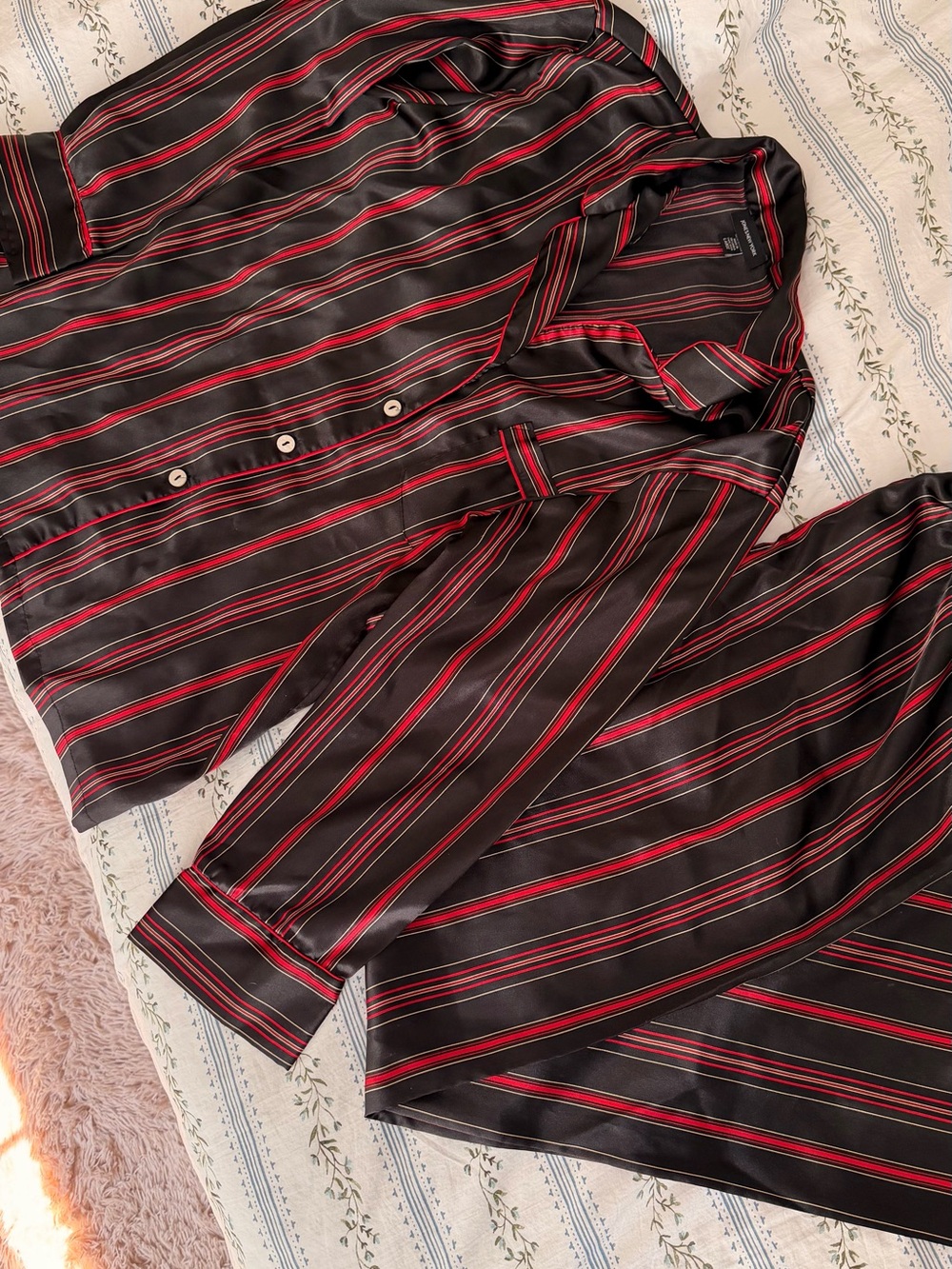 Men's Black Shirt with Red Stripes – Classic Button-Up